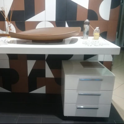 Mobile bagno con  lavabo in appoggio | Collection di Scarabeo