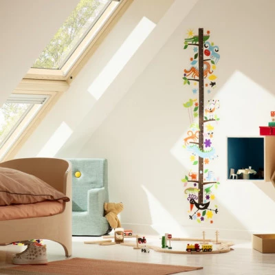 Velux GGL(bilico) con EDW in legno naturale