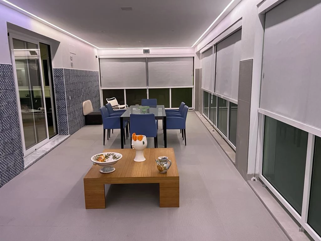 Privata abitazione.Project by Azuley combination grigio/ Pico/Rovere Kalika| Collections di Mutina&Woodco parquet Caem Group spa 