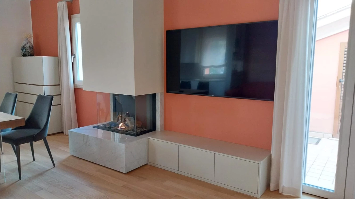  Abitazione privata San Marino Camino a Gas DRU Maestro 75XTU progetto studio architettura Vicini Caem Group spa 