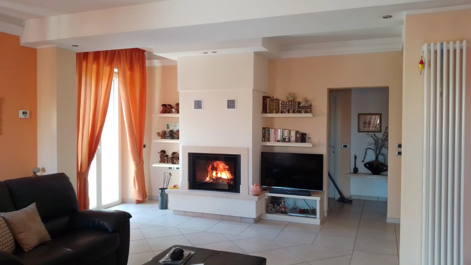  Abitazione privata S.Agata F. trasformazione camino esistente con Focolare a Legna Jotul scan 1004 CS-HE 4 stelle Caem Group spa 