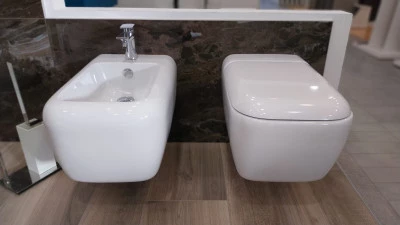 Gruppo sanitari sospesi Wc + sedile soft-close + bidet  Cielo Shui bianco lucido