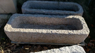 Vasca in Granito Rosa anticato 120x40 h30